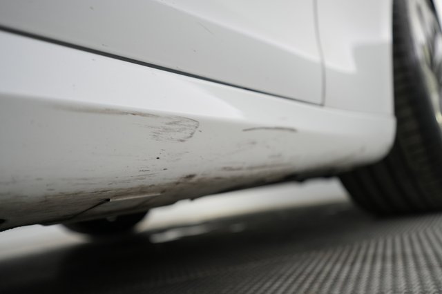 2022 Tesla Model S — photo 30 of 41
