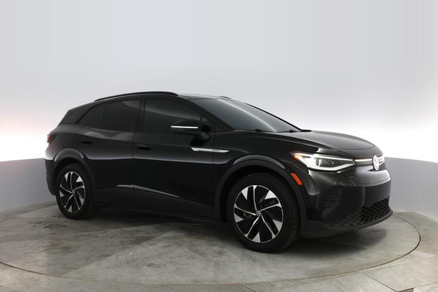 2022 Volkswagen ID.4 — photo 8 of 29