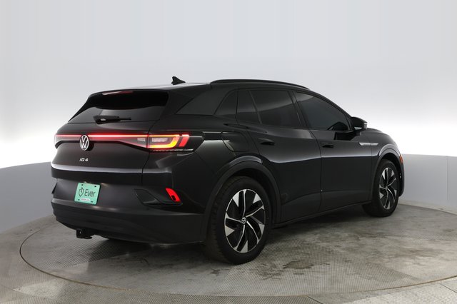 2022 Volkswagen ID.4 — photo 2 of 29