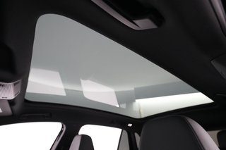 2022 Volkswagen ID.4 — photo 21 of 29