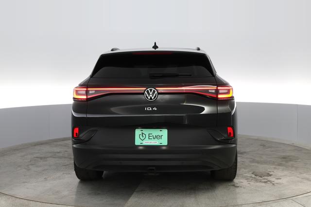 2022 Volkswagen ID.4 — photo 9 of 29