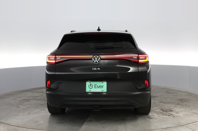 2022 Volkswagen ID.4 — photo 9 of 29