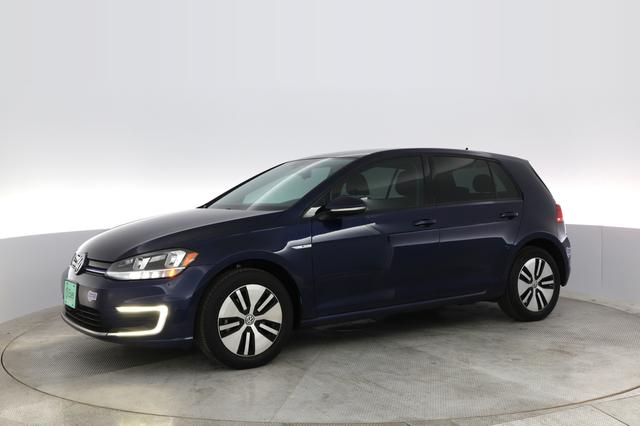 2019 Volkswagen e-Golf — photo 10 of 40