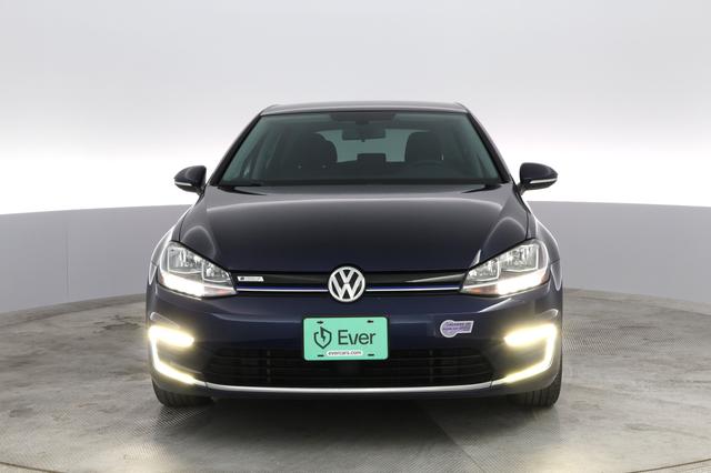 2019 Volkswagen e-Golf — photo 5 of 40