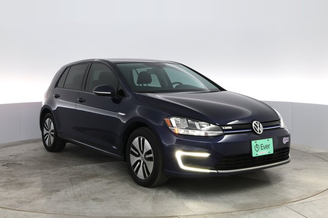 2019 Volkswagen e-Golf — photo 6 of 40