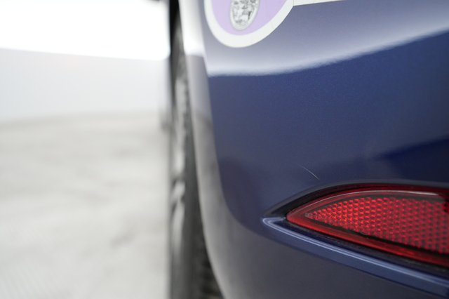 2019 Volkswagen e-Golf — photo 32 of 40