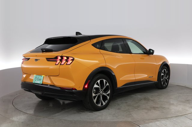 2023 Ford Mustang Mach-E — photo 5 of 8