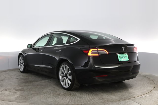 2020 Tesla Model 3 — photo 9 of 25