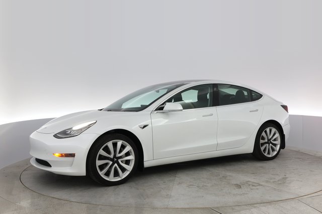 2020 Tesla Model 3 — photo 8 of 11