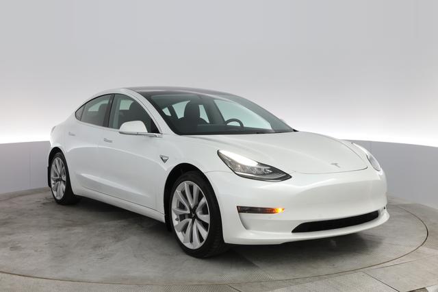 2020 Tesla Model 3 — photo 3 of 11