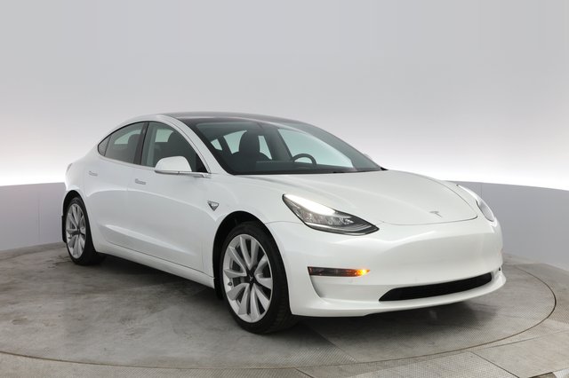 2020 Tesla Model 3 — photo 3 of 11