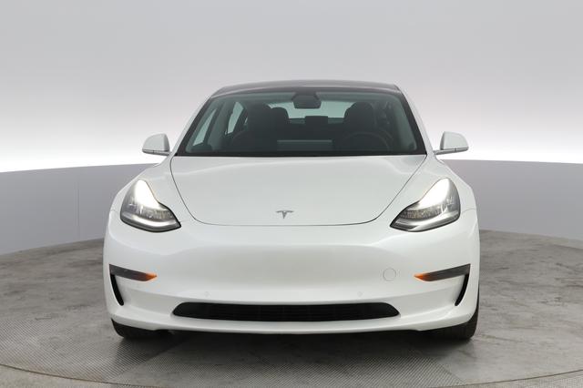 2020 Tesla Model 3 — photo 2 of 11