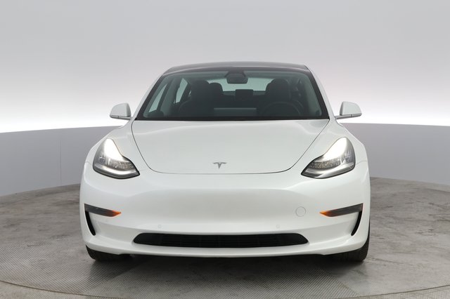 2020 Tesla Model 3 — photo 2 of 11