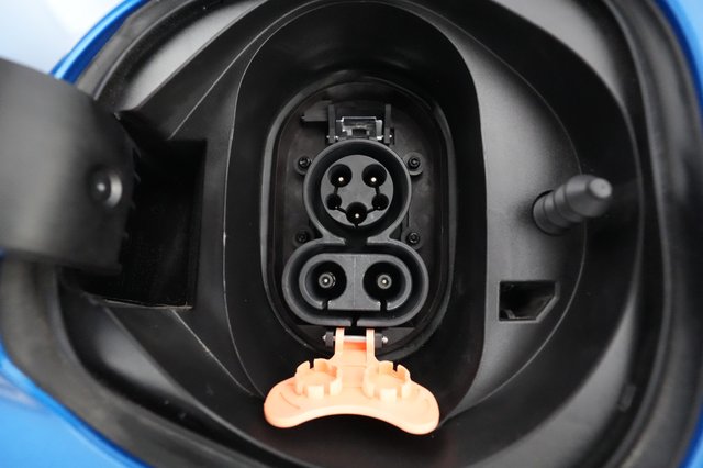 2022 Chevrolet Bolt EUV — photo 22 of 27