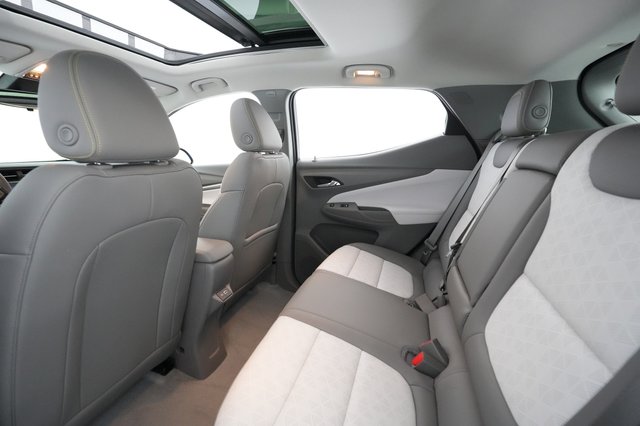 2022 Chevrolet Bolt EUV — photo 17 of 27