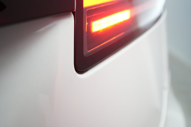 2022 Tesla Model S — photo 47 of 76