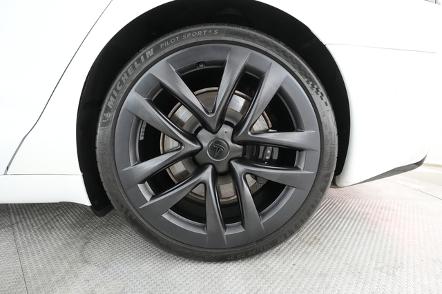 2022 Tesla Model S