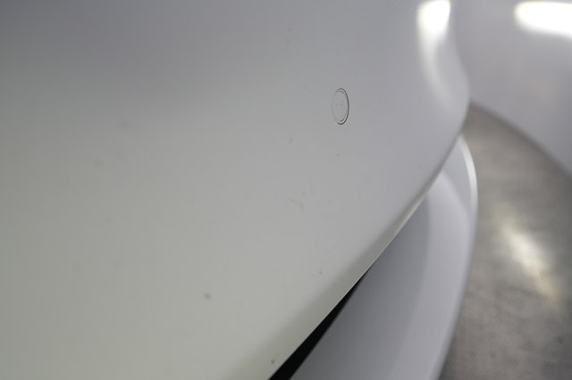 2022 Tesla Model S — photo 63 of 76