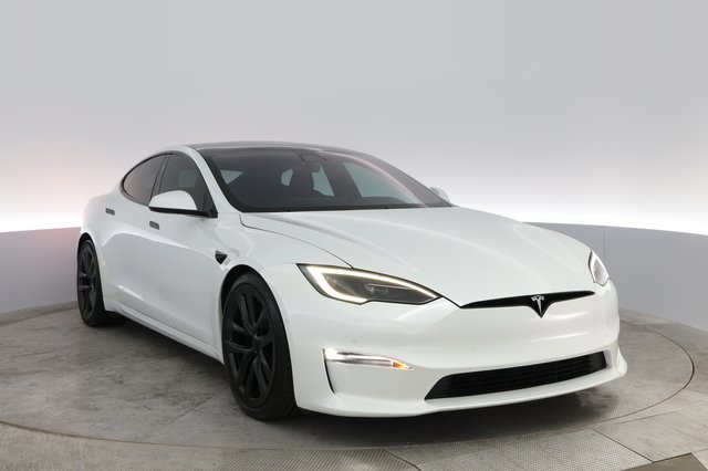 2022 Tesla Model S — photo 7 of 76