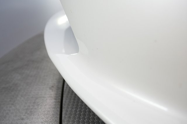 2022 Tesla Model S — photo 38 of 76