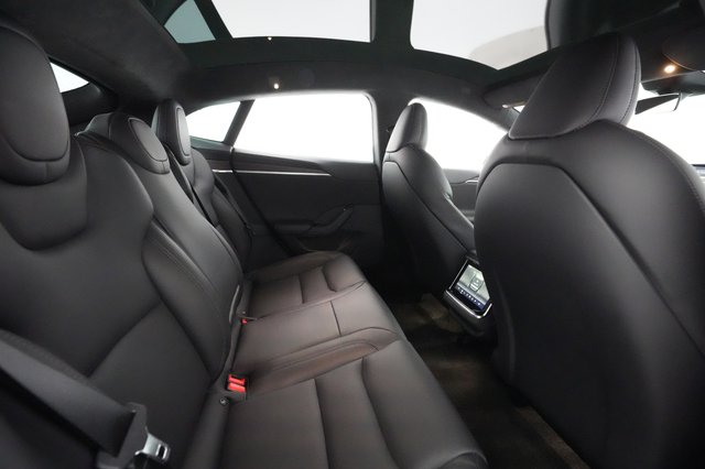2022 Tesla Model S — photo 22 of 76