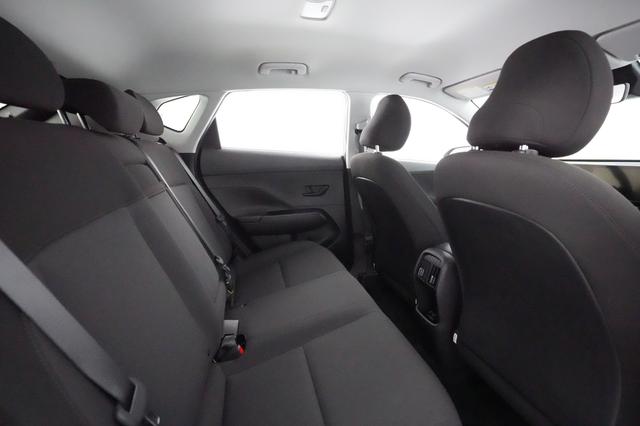 2024 Hyundai Kona — photo 3 of 29