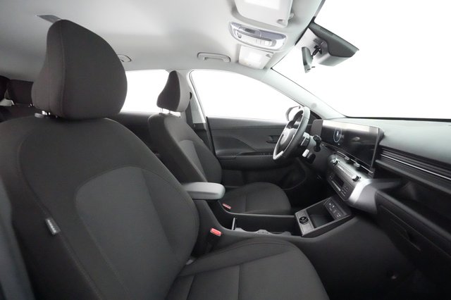 2024 Hyundai Kona — photo 17 of 29