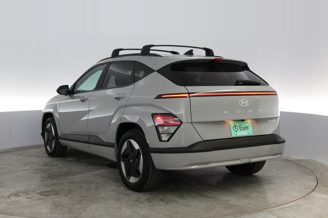 2024 Hyundai Kona — photo 9 of 29