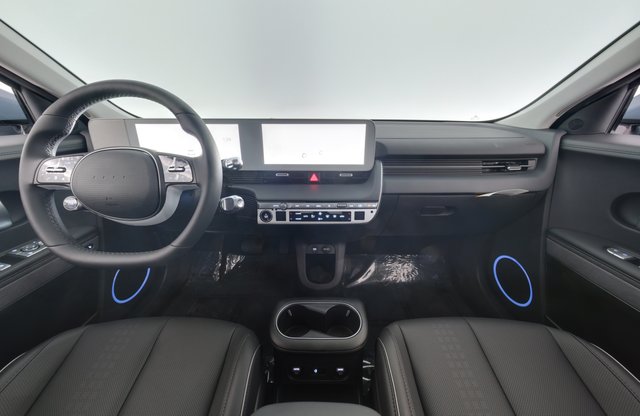 2024 Hyundai IONIQ 5 — photo 19 of 27