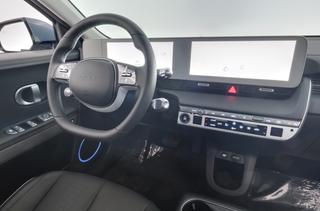 2024 Hyundai IONIQ 5 — photo 3 of 27