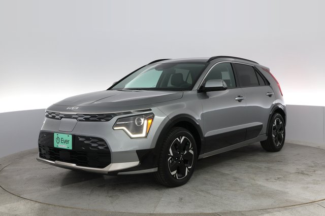 2024 Kia Niro EV — VIN KNDCR3L16R5085936
