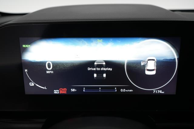 2024 Kia Niro EV — photo 5 of 35