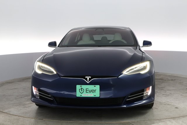 2020 Tesla Model S — photo 5 of 65