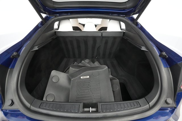 2020 Tesla Model S — photo 21 of 65