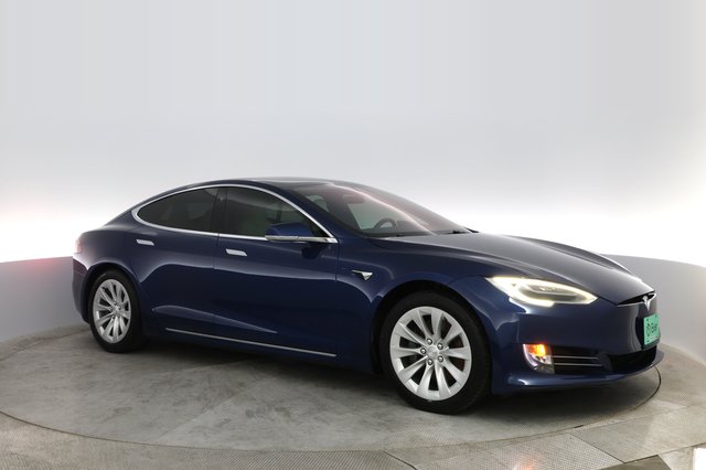 2020 Tesla Model S — photo 7 of 65