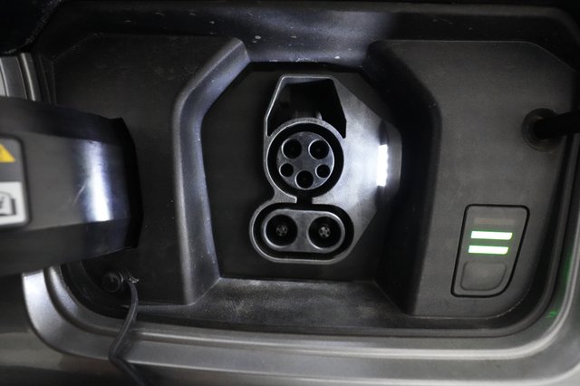 2023 Kia Niro EV — photo 8 of 24