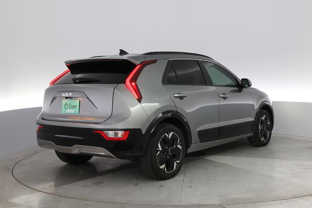 2023 Kia Niro EV — photo 2 of 24