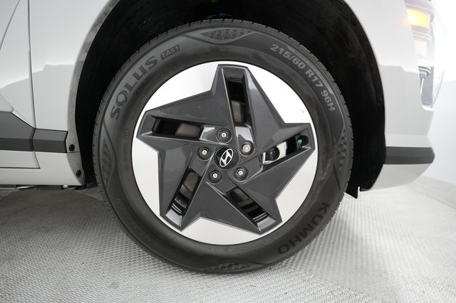2024 Hyundai Kona — photo 13 of 22