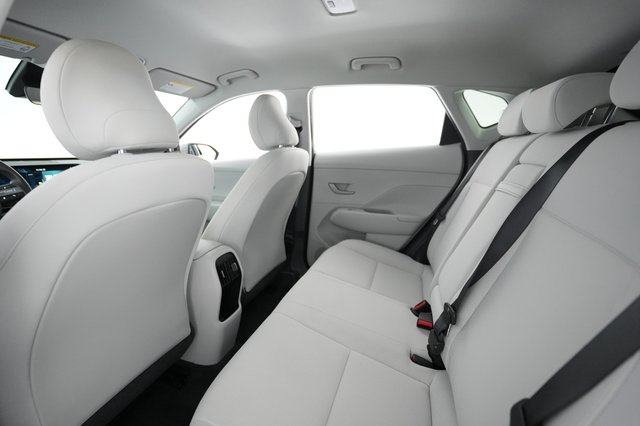 2024 Hyundai Kona — photo 16 of 22