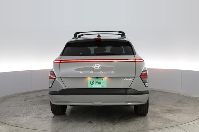 2024 Hyundai Kona — photo 8 of 22