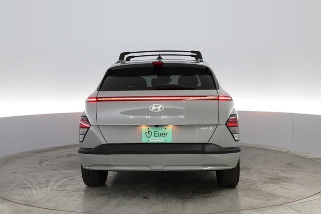 2024 Hyundai Kona — photo 8 of 22