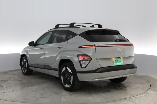 2024 Hyundai Kona — photo 9 of 22