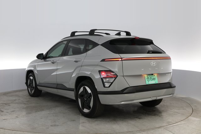 2024 Hyundai Kona — photo 9 of 22