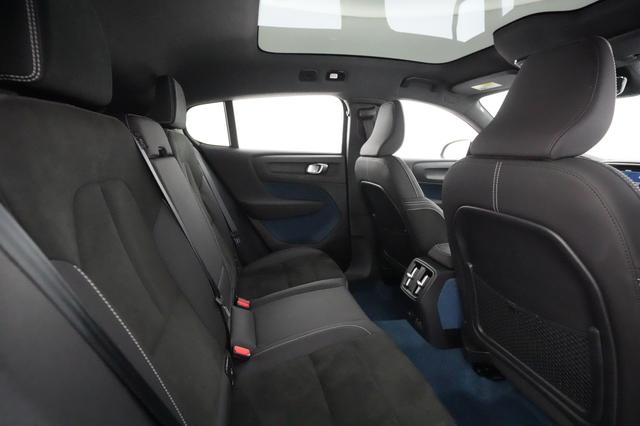 2023 Volvo C40 Recharge — photo 3 of 35