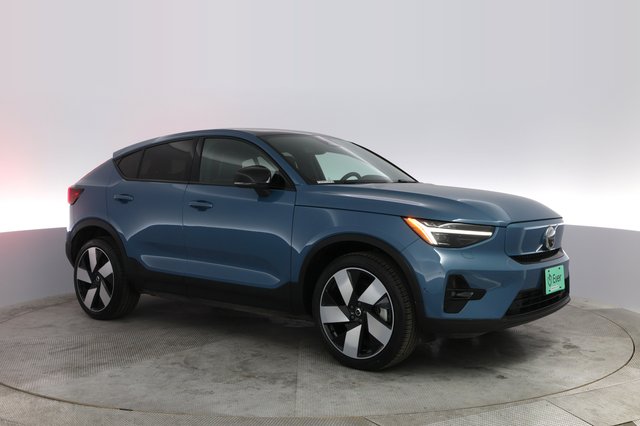 2023 Volvo C40 Recharge — photo 7 of 35