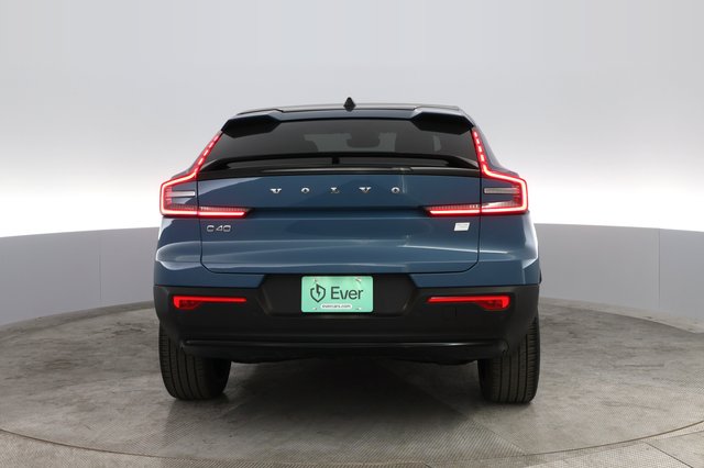 2023 Volvo C40 Recharge — photo 8 of 35