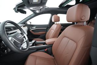 2022 Audi e-tron — photo 3 of 25