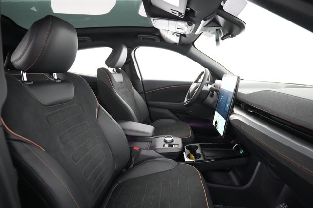 2023 Ford Mustang Mach-E — photo 17 of 36