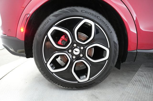2023 Ford Mustang Mach-E — photo 14 of 36