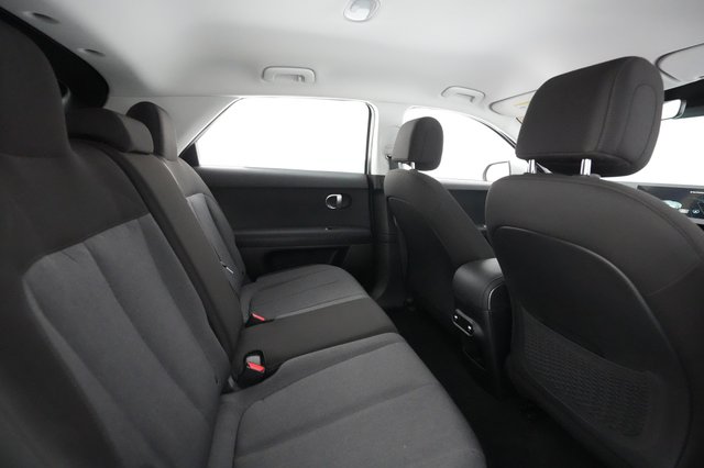 2024 Hyundai IONIQ 5 — photo 4 of 34